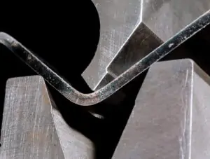 خمکاری استیل