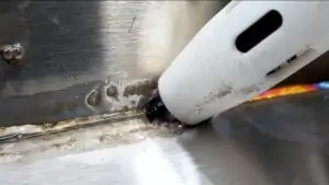 الکتروپولیش پُرتابل برای رفع اثر نامطلوب جوش استیل