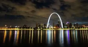 آسانسور طاق دروازه